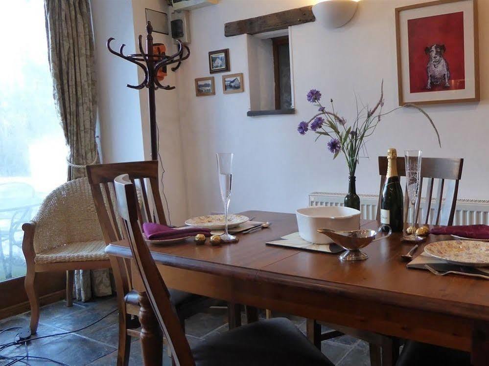 Dee Valley Cottages ランゴレン エクステリア 写真